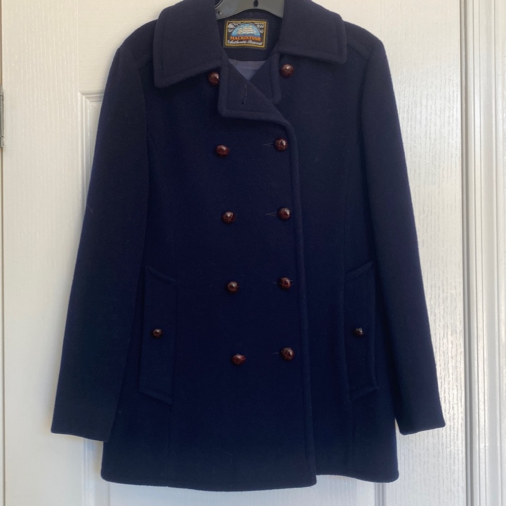Vintage mackintosh 70’s pea coat